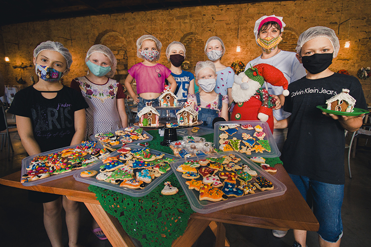 FOTOS E VÍDEO: famílias mantêm tradição das bolachas decoradas de Natal -  GAZ - Notícias de Santa Cruz do Sul e Região