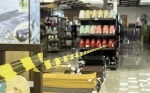 Itens não essenciais - hipermercado - fita