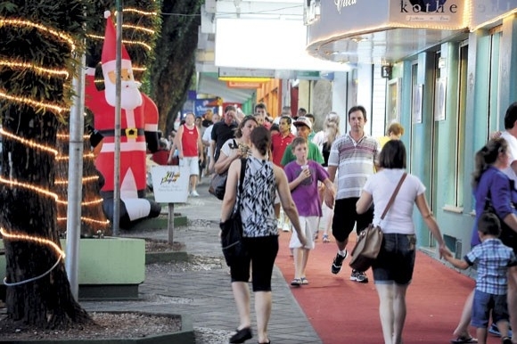 Veja o que abre e o que fecha durante o feriadão de Natal