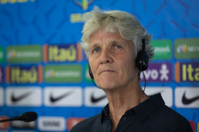 Pia Sundhage announces call-up with three news
