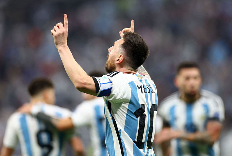 Scaloni espera que Messi jogue a Copa de 2026 pelo bem do futebol