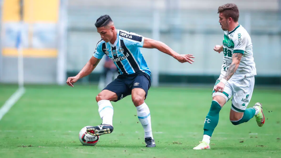 Grêmio informa que Ferreira terá que passar por cirurgia de hérnia