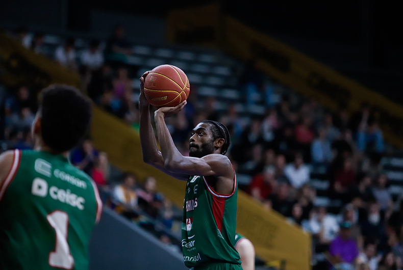 Corinthians enfrenta Unifacisa pelo NBB
