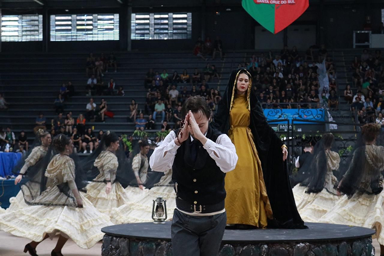 Candeeiro da Amizade está classificado para a