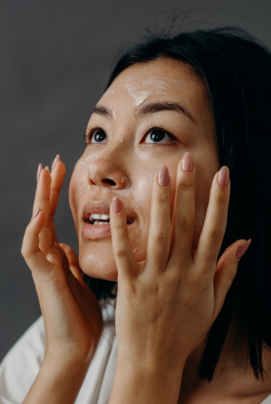 Skincare: 4 erros comuns que você pode estar cometendo nos dias quentes