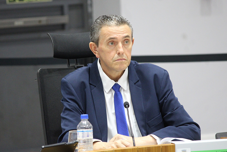 Tribuna: confirmação de Gerson Trevisan