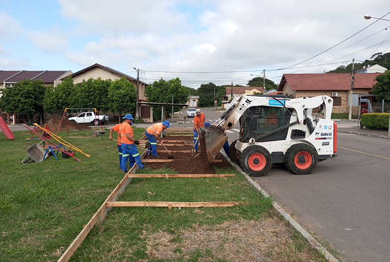Praça do Loteamento Motocross passa a contar com calçada