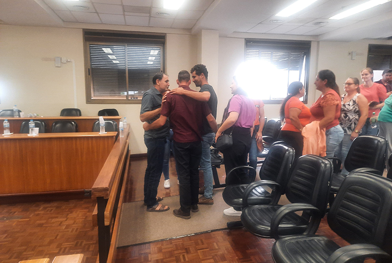 Jurados absolvem os dois réus por assassinato de homem em Herveiras