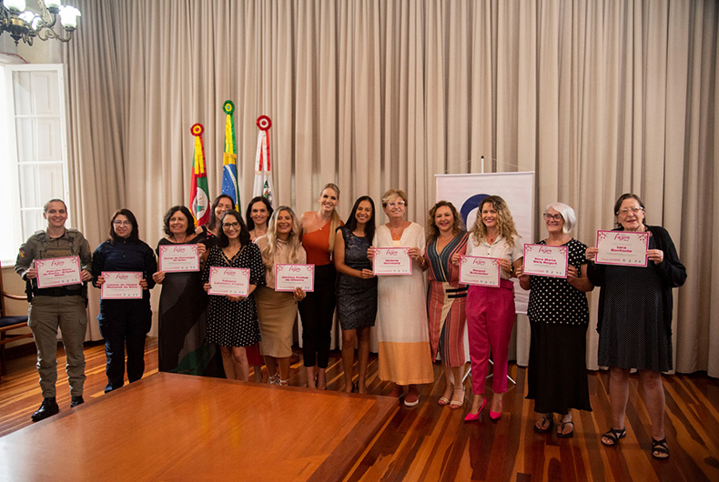 Prêmio Mulheres que Fazem destaca onze personalidades em Santa Cruz