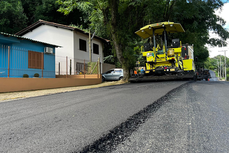 Concluída pavimentação na Rua João Werlang