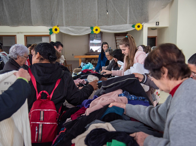 Varal Solidário contempla mais de 150 pessoas no Bairro Várzea; veja cronograma