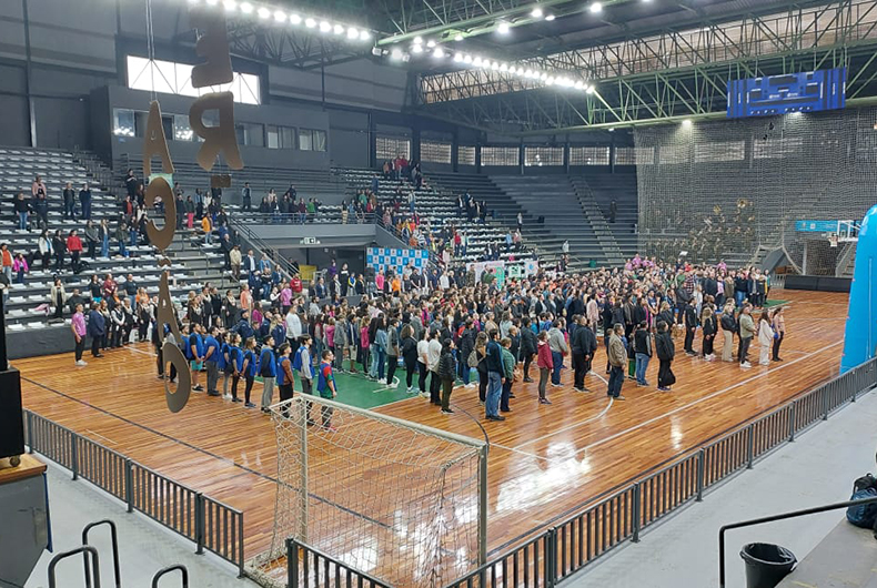 Jogos Municipais de Inclusão movimentam Parque da Oktoberfest