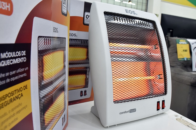 Com os dias mais frios, os aquecedores elétricos se tornam uma alternativa para aquecer a casa
