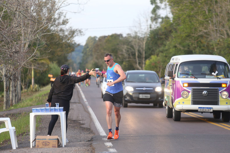 Trajeto de 21,4 quilômetros ao longo da RSC-471 precisará ser concluído pelos atletas no tempo máximo de 3 horas e 30 minutos