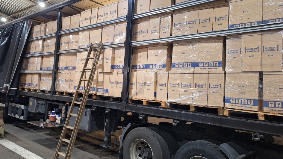 Cada caminhão transportava carga de R$ 4 milhões em cigarros sem documentação fiscal - Foto: Ascom Sefaz