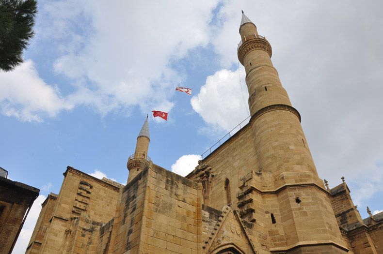 Mesquita Selimyie, no lado turco da capital Nicósia, uma das atrações da região