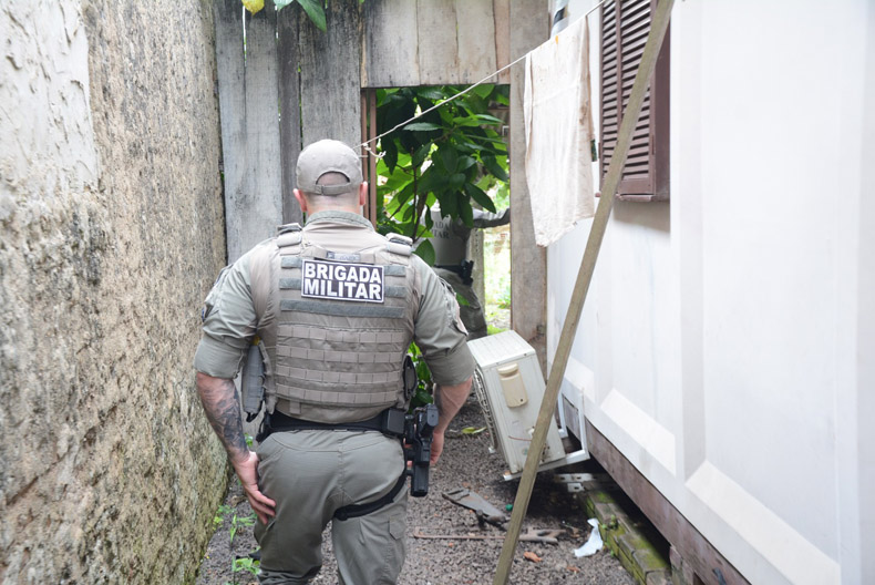 Suspeito arrombou a residência e também levou fios de cobre do ar-condicionado