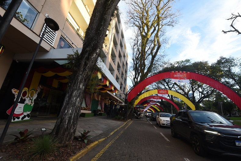 Movimento na área central aumentou ao longo da semana, fomentando a economia