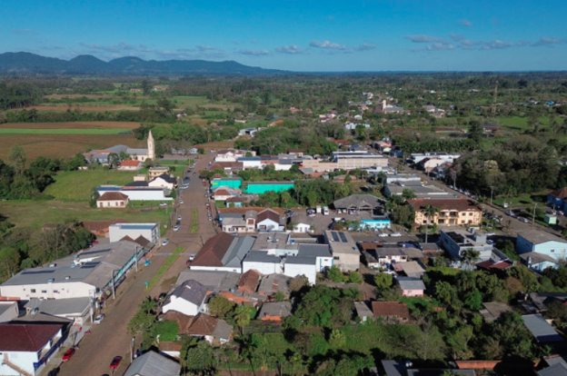 Série de atividades começa neste sábado, com o Torneio entre Prefeituras. Município comemora sua emancipação no dia 10
